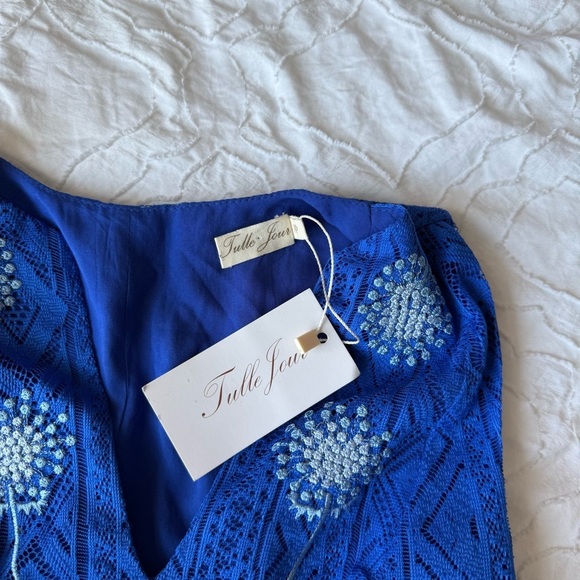 Tulle Blue Mini V-Neck Dandelion Sleeveless Dress with Pockets Lace Material - Picture 13 of 13